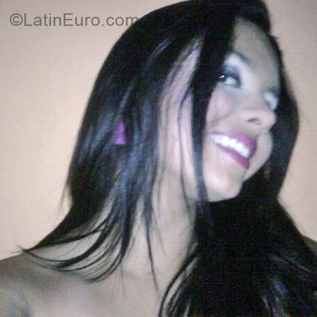 Date this fun Venezuela girl Veronica from San Felipe VE373