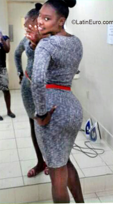 Date this passionate Jamaica girl Sanchi from Falmouth JM1936