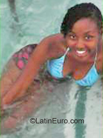 Date this hard body Jamaica girl Britney from St. James JM1949