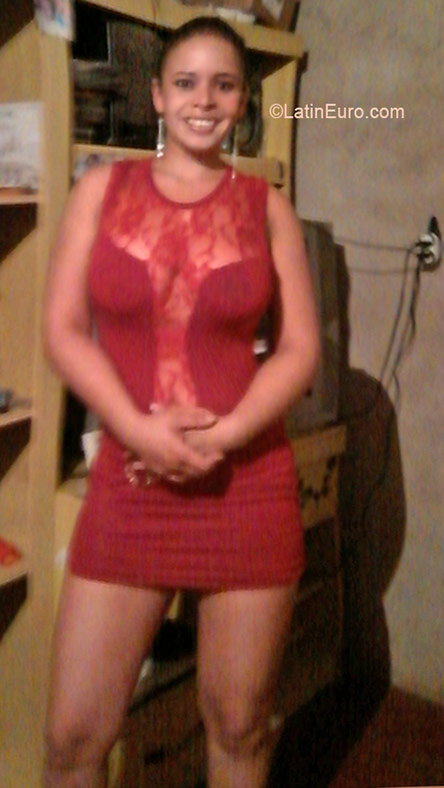 Date this beautiful Brazil girl Debora from Sao Paulo BR9230