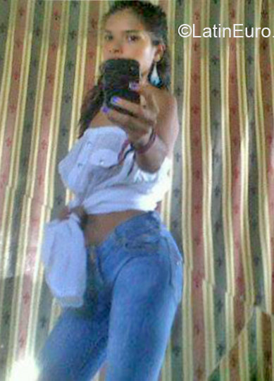 Date this hard body Panama girl  from Panama City PA560