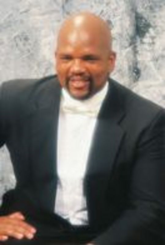 Date this young United States man Carl from Santa Clara US15903