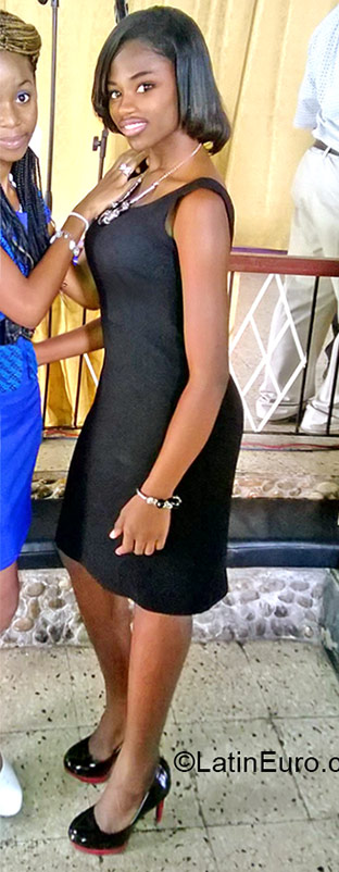 Date this fun Jamaica girl Britz from Kingston JM1997