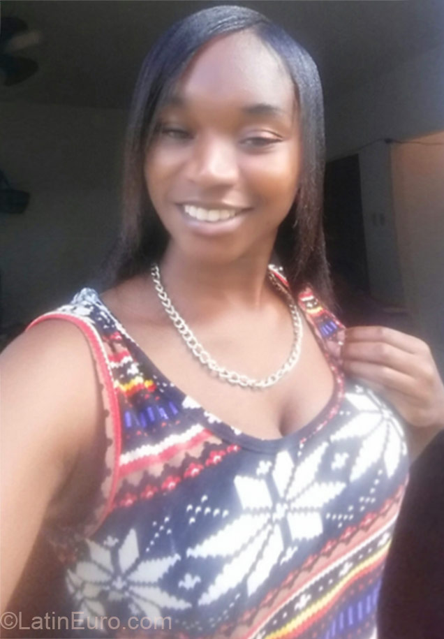 Date this cute Jamaica girl Lady_Ice from Kingston JM2003