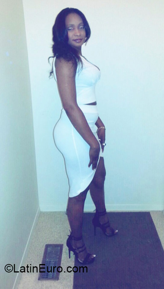 Date this tall Canada girl Maritza from Calgary CA663