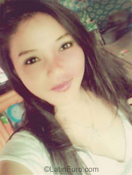 Date this sensual Philippines girl Wang from Cagayan De Oro City PH764