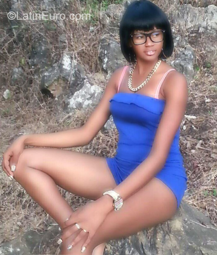 Date this georgeous Jamaica girl Jeviane from Montego bay JM2026
