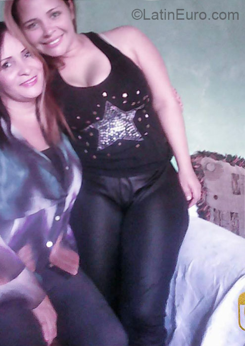 Date this good-looking Honduras girl Yenifer from Tegucigalpa HN1807