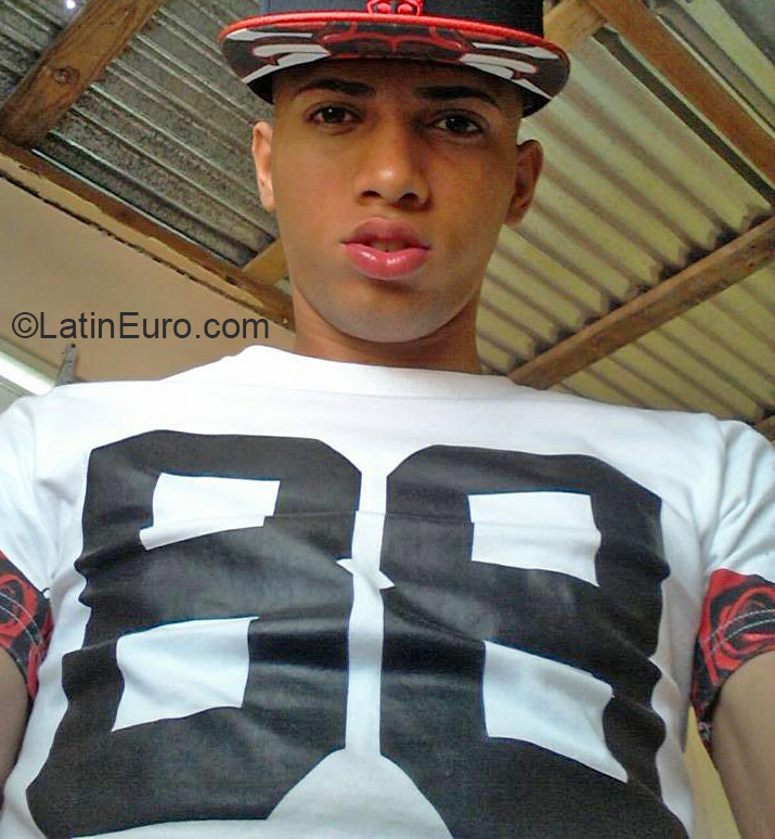 Date this sultry Dominican Republic man Jose from Santo Domingo DO22269