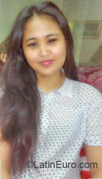 Date this delightful Philippines girl Diana from San Carlos City PH779