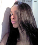 attractive Brazil girl Suellen from Rio De Janeiro BR9362
