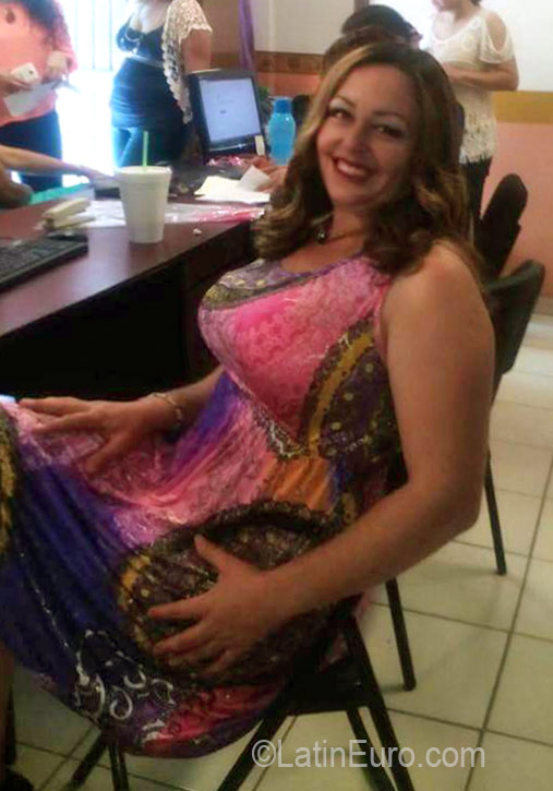 Date this attractive Mexico girl Ruth from Navojoa MX1425