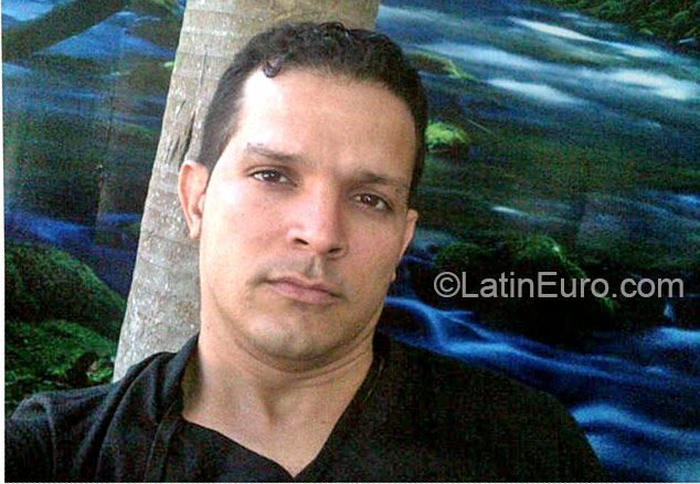 Date this delightful Dominican Republic man Stanly from Santo Domingo DO22494