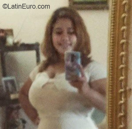 Date this pretty Panama girl Yasie from Panama City PA629