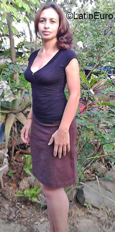 Date this athletic Honduras girl Veronica from Francisco Morazan HN1582