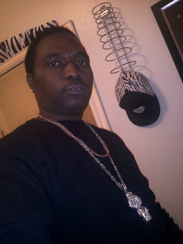 Date this beautiful United States man Lil9wardbee from New Orleans US16359