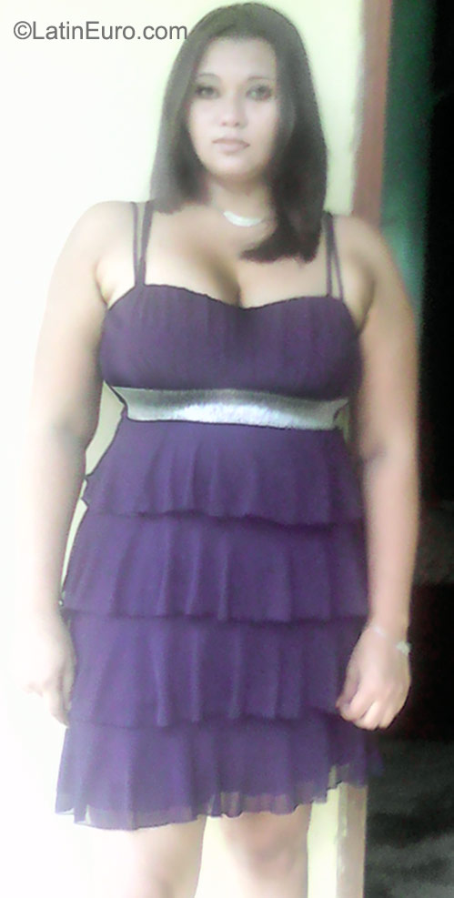 Date this lovely Honduras girl Dora from La Ceiba HN1621
