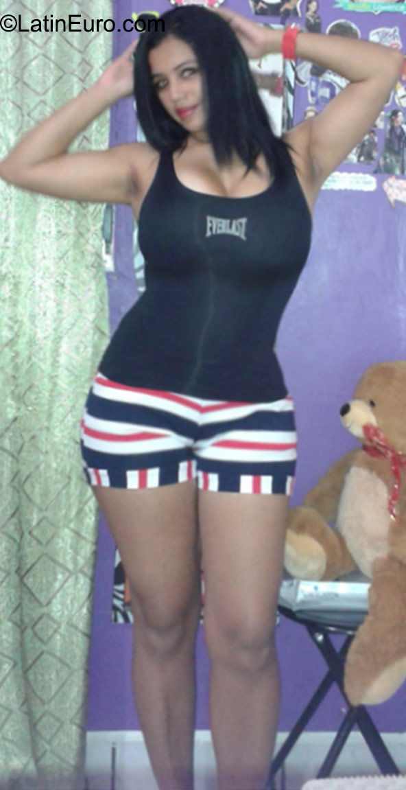 Date this fun Honduras girl Nilda from Olanchito HN2571