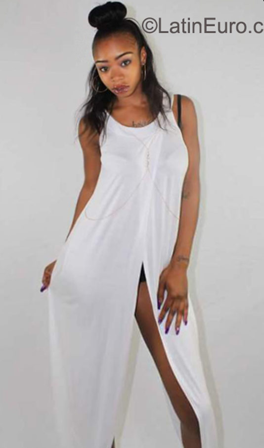 Date this young United States girl Roxy from Marietta US16387