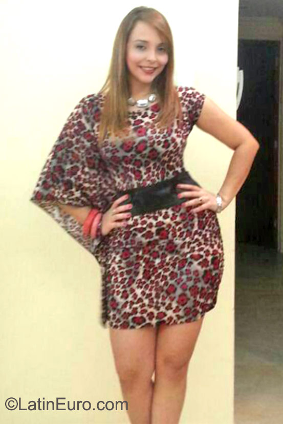 Date this hot Venezuela girl Any from Valera VE601