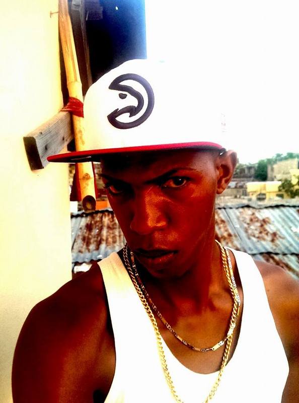 Date this exotic Dominican Republic man Piter from Santo Domingo DO23263