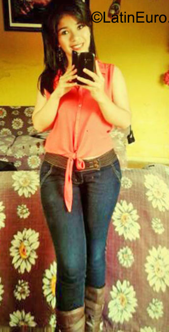 Date this sensual Honduras girl Jennifer from Tegucigalpa HN1760
