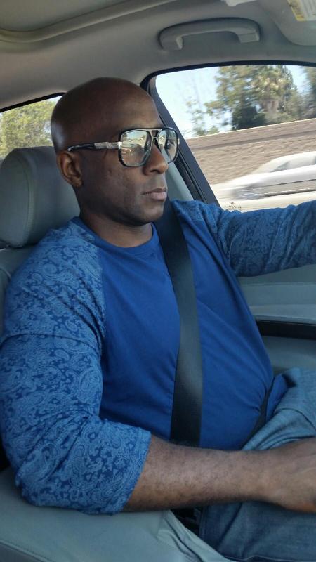 Date this hard body United States man Sevont from Ontario US16666