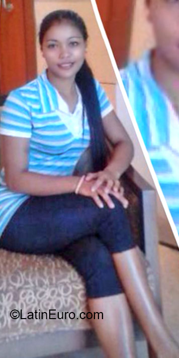 Date this athletic Philippines girl Vicky from Ilagan and jeddeh PH840