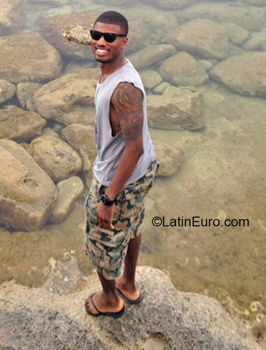 Date this attractive United States man JJMcRae from Arlington US16816