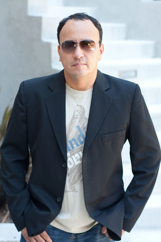 Date this attractive United States man Ray from Los Angeles US16881