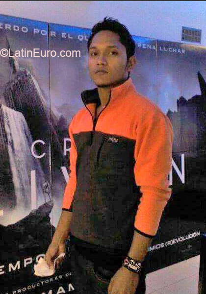 Date this funny Panama man Shemia from Panama PA845