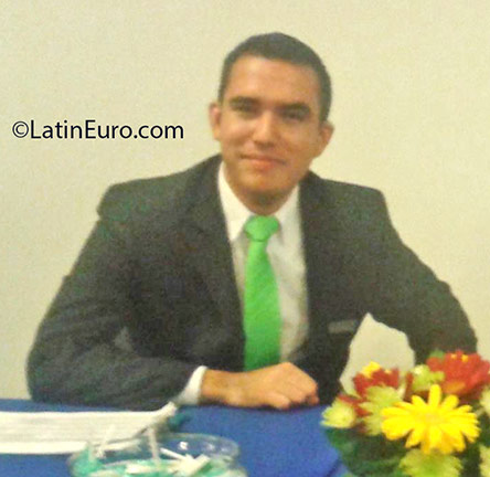 Date this sultry Colombia man Mauricio from Bogota CO18589