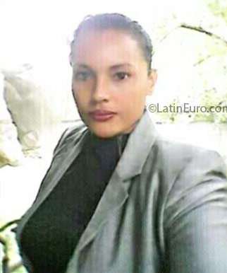 Date this hard body Honduras girl Suyapa from San Pedro Sula HN2167