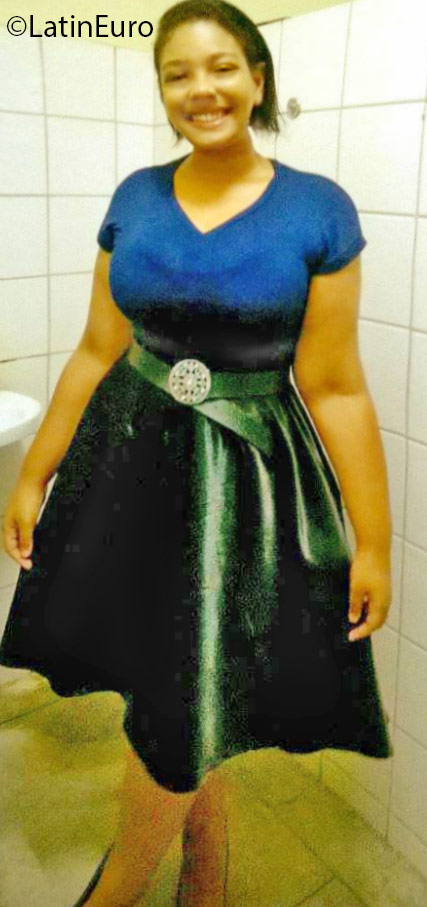 Date this exotic Brazil girl Manuela from Recife BR9566