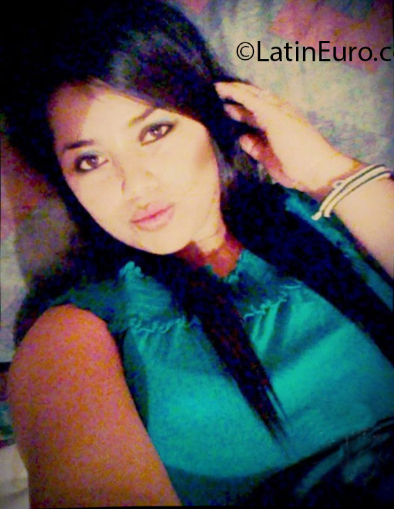 Date this hot Honduras girl Kelly Nineth La from San Pedro Sula HN2028