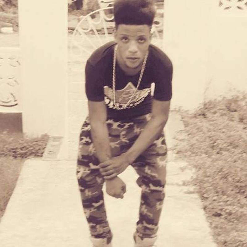 Date this voluptuous Jamaica man John from Kingston JM2267