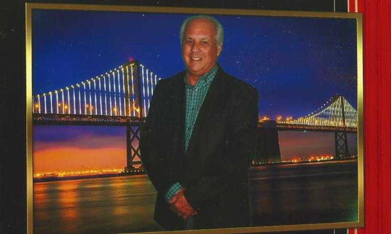 Date this happy United States man Rod from Hayward US17093