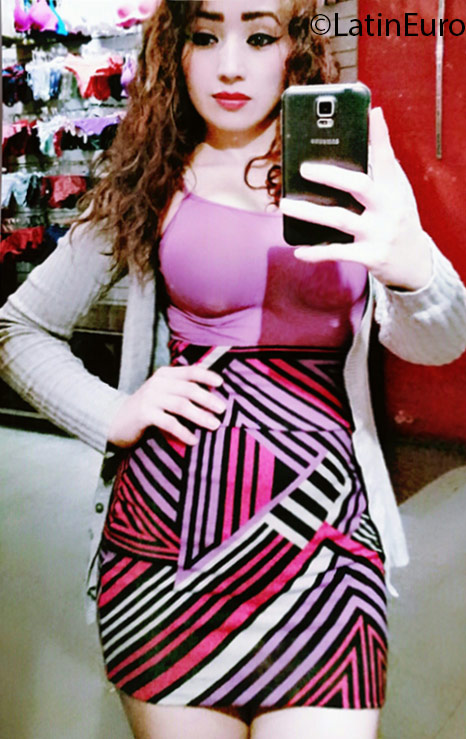 Date this pretty Honduras girl Mary from Tegucigalpa HN2045