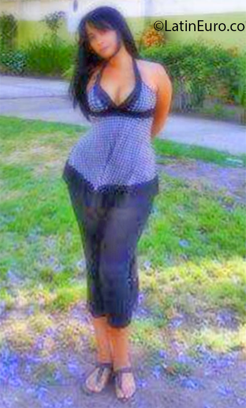 Date this cute Mexico girl Yazmin from Tijuana MX1481
