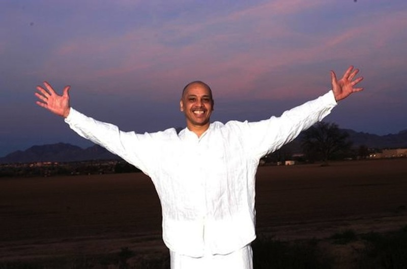 Date this foxy United States man AmanteSincero from  US17146