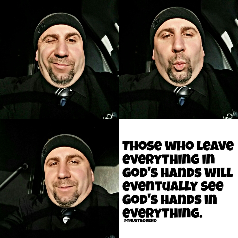 Date this voluptuous United States man Christopher from Ronkonkoma US17194