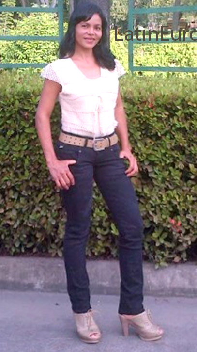 Date this sultry Honduras girl Cristina from Tegucigalpa HN2094