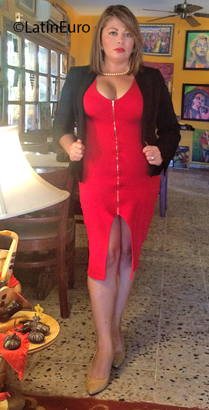 Date this beautiful Honduras girl Alba from La Ceiba HN2149