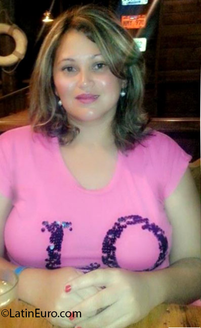 Date this attractive Honduras girl Eva from Tegucigalpa HN2158
