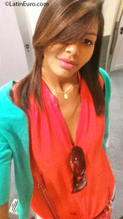 Date this passionate Italy girl Mila04 from Brescia IT273