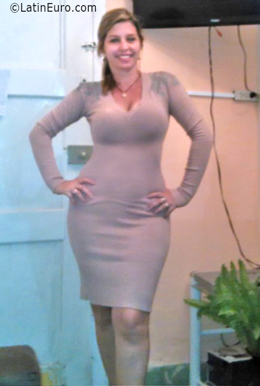 Date this exotic Cuba girl Lisbel from Havana CU69