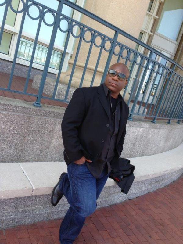 Date this nice looking United States man Toppy04 from Dallas US17417