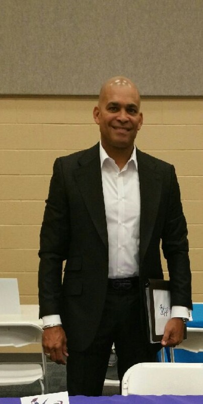 Date this attractive United States man ROBLEENEL from Atlanta US17432