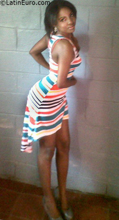 Date this exotic Honduras girl Victoria - Tanya from San Pedro Sula HN2626