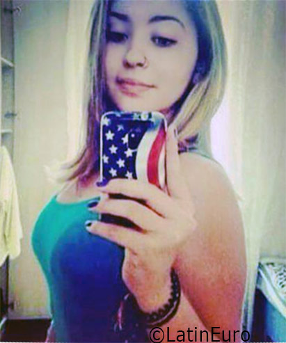Date this gorgeous Brazil girl Samaria from Manaus BR9710
